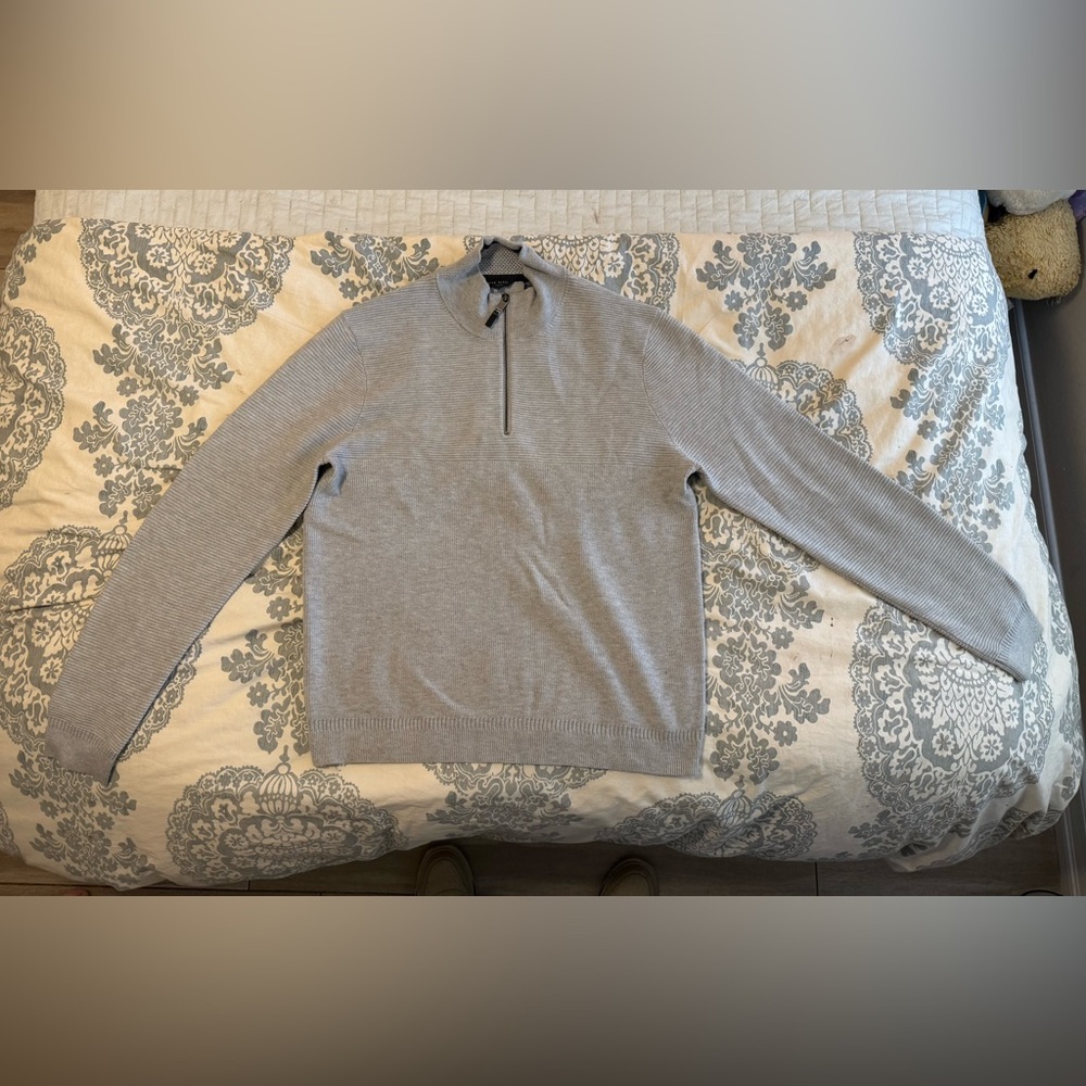Ted Baker Knit crew neck sweater. Quarter zip. Grey, size 6